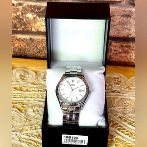 BULOVA TFX 36B 100 Men’s ( or Ladies oversized) Stainless Steel Wristwatch NEW